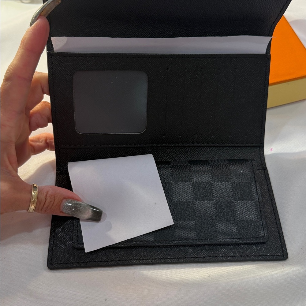 Black Checkered Wallet‎ - Picture 5 of 7